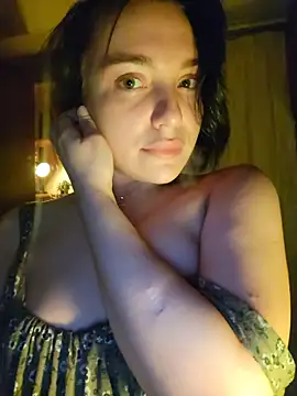 HotDevilGirl  online show from February 8, 2026, 4:10 pm