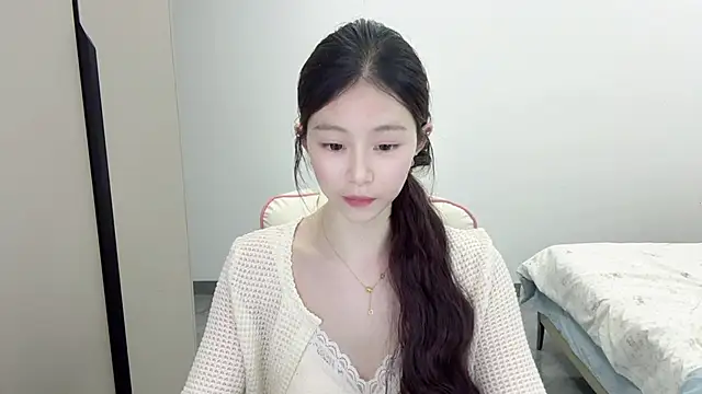 DYyyyyy-- online show from February 8, 2026, 12:08 pm