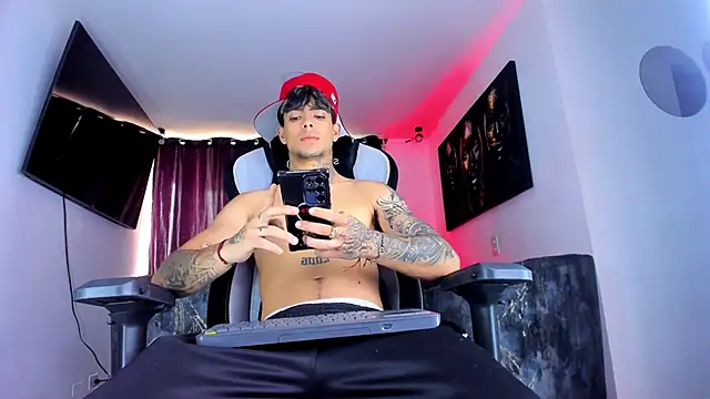 miguel aguirre  online show from March 5, 2026, 12:23 pm