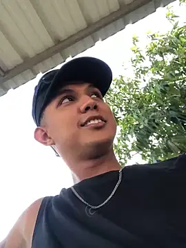  Usher online show from February 24, 2026, 10:19 pm