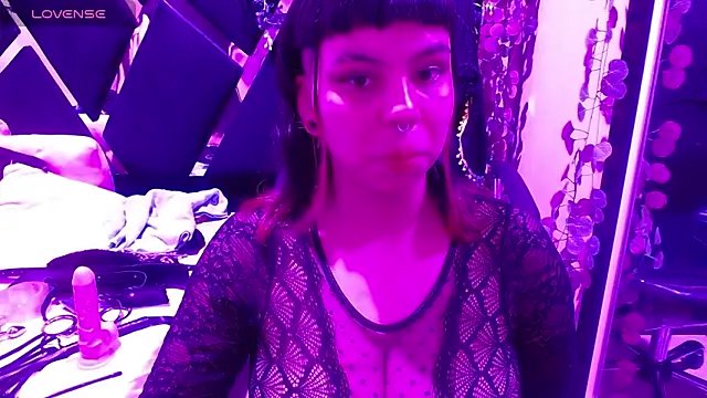 vanesa bobs online show from March 5, 2026, 3:35 am