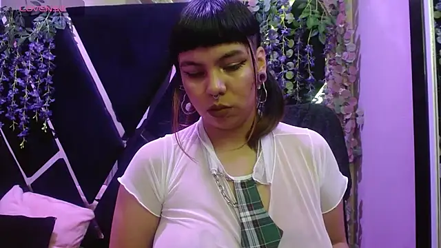 vanesa bobs online show from March 11, 2026, 3:01 am