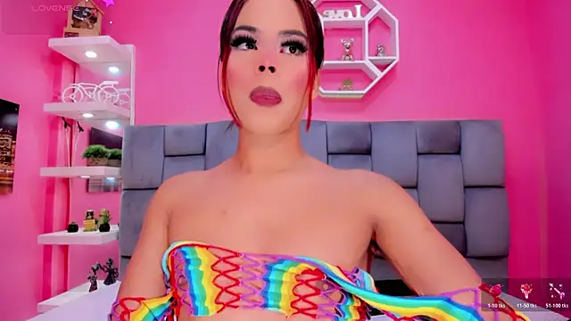 ManuelaJohnson online show from April 20, 2026, 12:41 pm