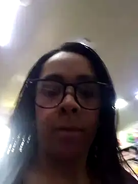 Snapshot of paula_lopez__ chatting on April 29, 2026, 5:17 pm paula lopez online show from April 29, 2026, 5:17 pm