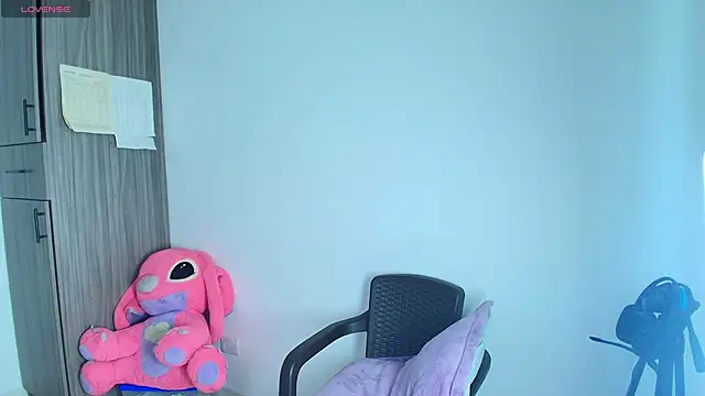 alys love online show from April 23, 2026, 1:24 pm