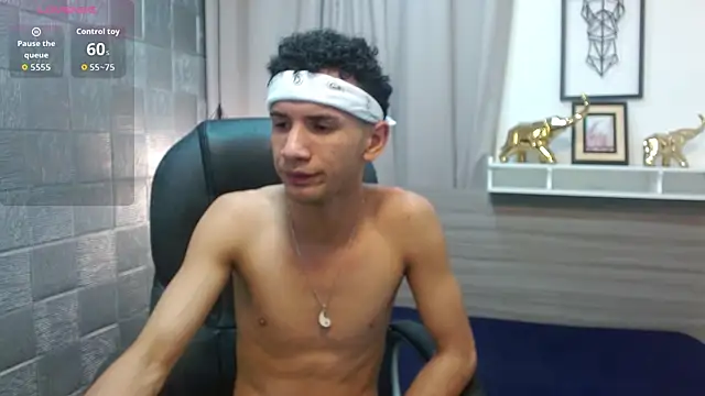 JDWhite18 online show from March 15, 2026, 10:49 pm