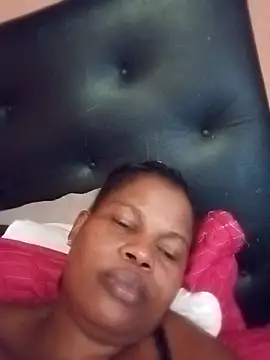 Snapshot of Sexyleonx chatting on March 9, 2026, 1:26 pm Sexyleonx online show from March 9, 2026, 1:26 pm