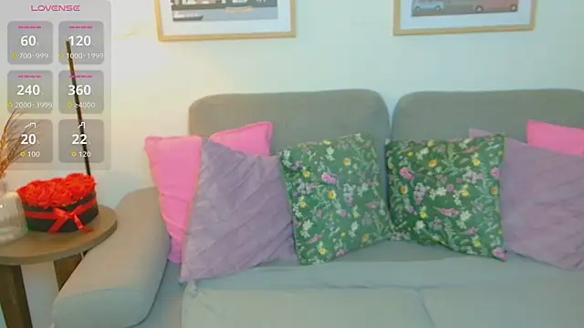 SinLuna  online show from March 31, 2026, 5:24 pm