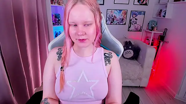 AnnieVibe online show from March 24, 2026, 5:40 pm