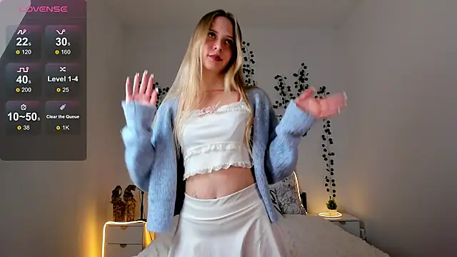 EllyMartinez online show from March 3, 2026, 4:46 pm