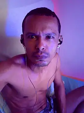 Snapshot of DeivisDeejay chatting on February 1, 2026, 2:15 pm DeivisDeejay online show from February 1, 2026, 2:15 pm