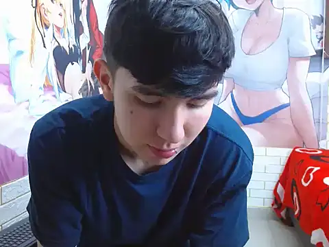 massimoferrera303av online show from February 4, 2026, 6:36 pm