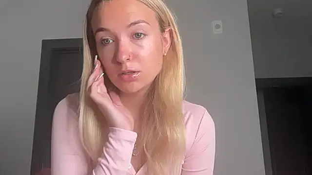 Snapshot of kelseyblu chatting on May 8, 2026, 12:49 am kelseyblu online show from May 8, 2026, 12:49 am