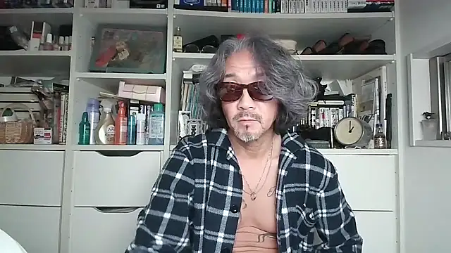 MtaS1 online show from April 3, 2026, 3:54 pm