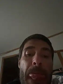 Snapshot of tommattsonn chatting on June 28, 2026, 11:44 pm tommattsonn online show from June 28, 2026, 11:44 pm