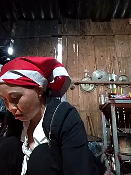 lena-cute online show from March 2, 2026, 11:33 pm