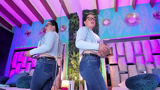 Mari cooper1 online show from March 26, 2026, 9:09 pm