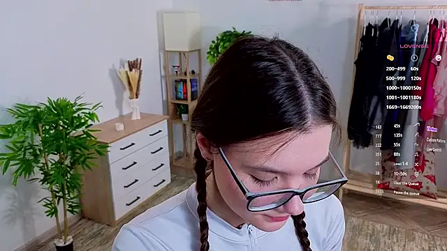 MirthaZien online show from April 13, 2026, 1:11 am