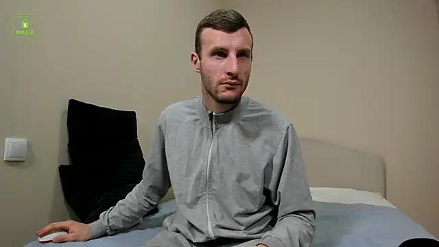 Deymond Russo online show from February 18, 2026, 6:42 am