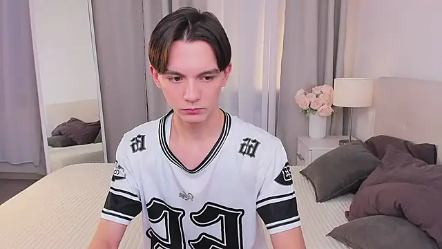 Ian Harrickton online show from March 2, 2026, 3:19 pm