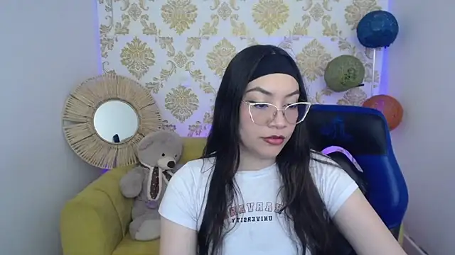 ALISS M  online show from February 11, 2026, 7:41 pm