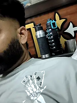 MrCurioX online show from April 22, 2026, 2:51 pm