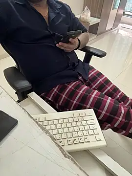 Rah0091 online show from April 2, 2026, 6:55 am