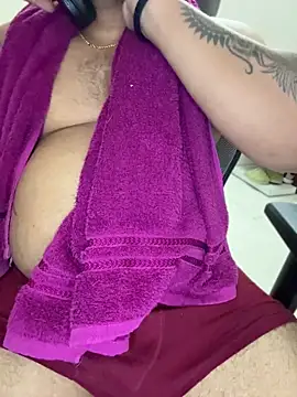 Rah0091 online show from April 22, 2026, 5:03 pm