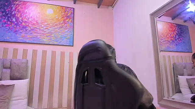 nina glow online show from March 27, 2026, 11:32 am