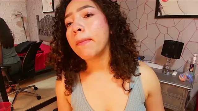 meganrousx online show from April 13, 2026, 2:55 pm