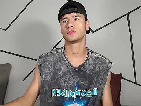 Snapshot of cooper_shiro chatting on July 5, 2026, 8:27 pm cooper shiro online show from July 5, 2026, 8:27 pm
