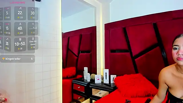 MiaWolton online show from March 19, 2026, 7:29 pm