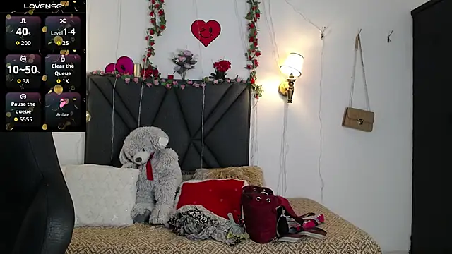 Snapshot of Sharma_Amayra chatting on June 22, 2026, 9:34 pm Sharma Amayra online show from June 22, 2026, 9:34 pm