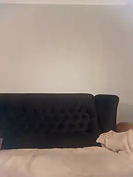 MiaMooly online show from October 10, 2025, 2:27 pm