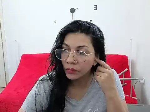 johana collins online show from March 6, 2026, 1:51 pm