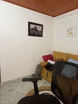 JulietaRiios online show from April 19, 2026, 7:38 pm