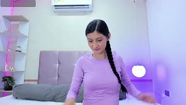 Sweet Angelinee online show from March 11, 2026, 2:39 am