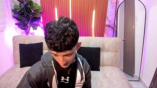 Patrick Howland  online show from February 7, 2026, 3:21 am