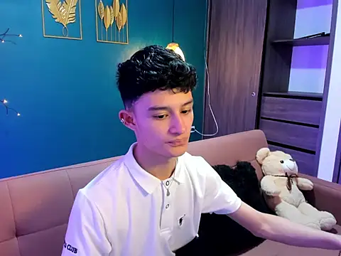 Patrick Howland  online show from February 13, 2026, 3:35 am