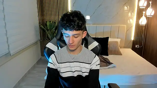 Patrick Howland  online show from February 17, 2026, 3:25 am