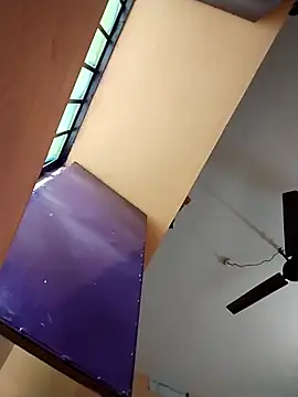 Ayesharani1 online show from April 21, 2026, 8:42 am