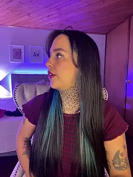 Annie Alicee online show from March 19, 2026, 2:10 pm