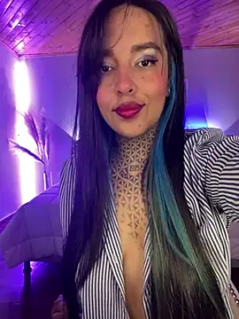 Annie Alicee online show from March 25, 2026, 2:45 pm