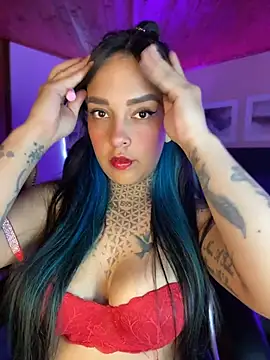 Annie Alicee online show from April 21, 2026, 2:45 pm