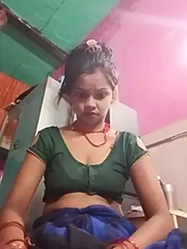 Snapshot of Cut_ikina chatting on July 13, 2026, 6:11 pm Cut ikina online show from July 13, 2026, 6:11 pm