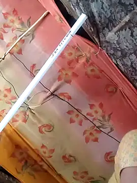 Hot kiran4 online show from April 21, 2026, 2:04 am