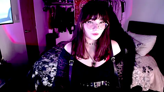 ElyNoiruwu online show from March 28, 2026, 12:54 am