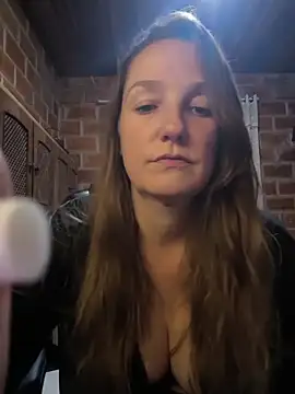 Loirinha surf online show from February 12, 2026, 1:55 am