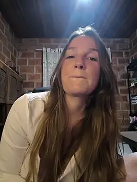 Loirinha surf online show from March 13, 2026, 2:51 am