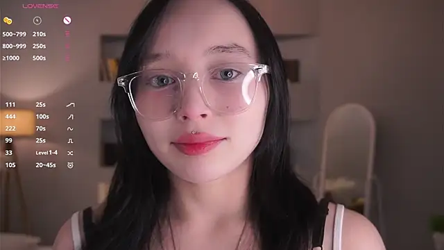 HannaHayles online show from February 10, 2026, 6:12 pm